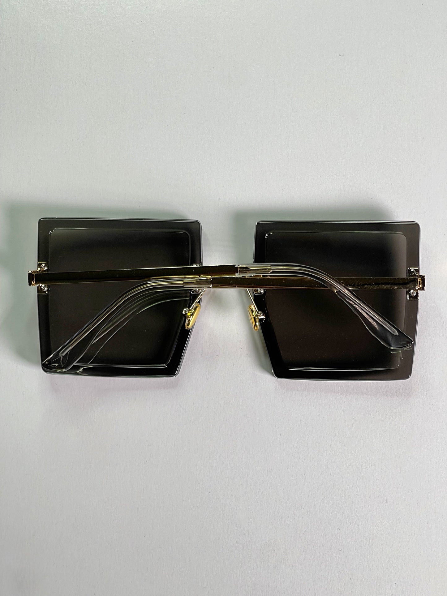 Quinn Bolted Block Sunglasses-Silver