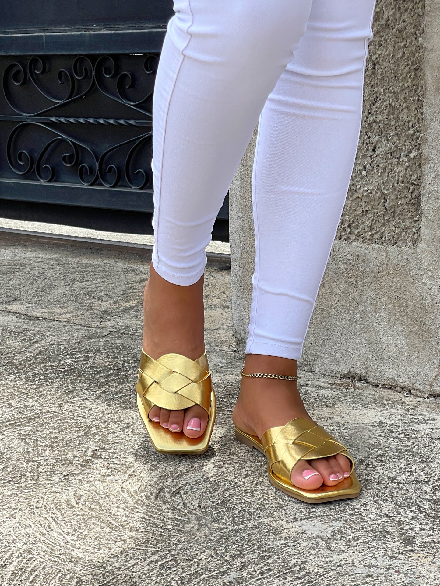 Nia Sandals-Gold