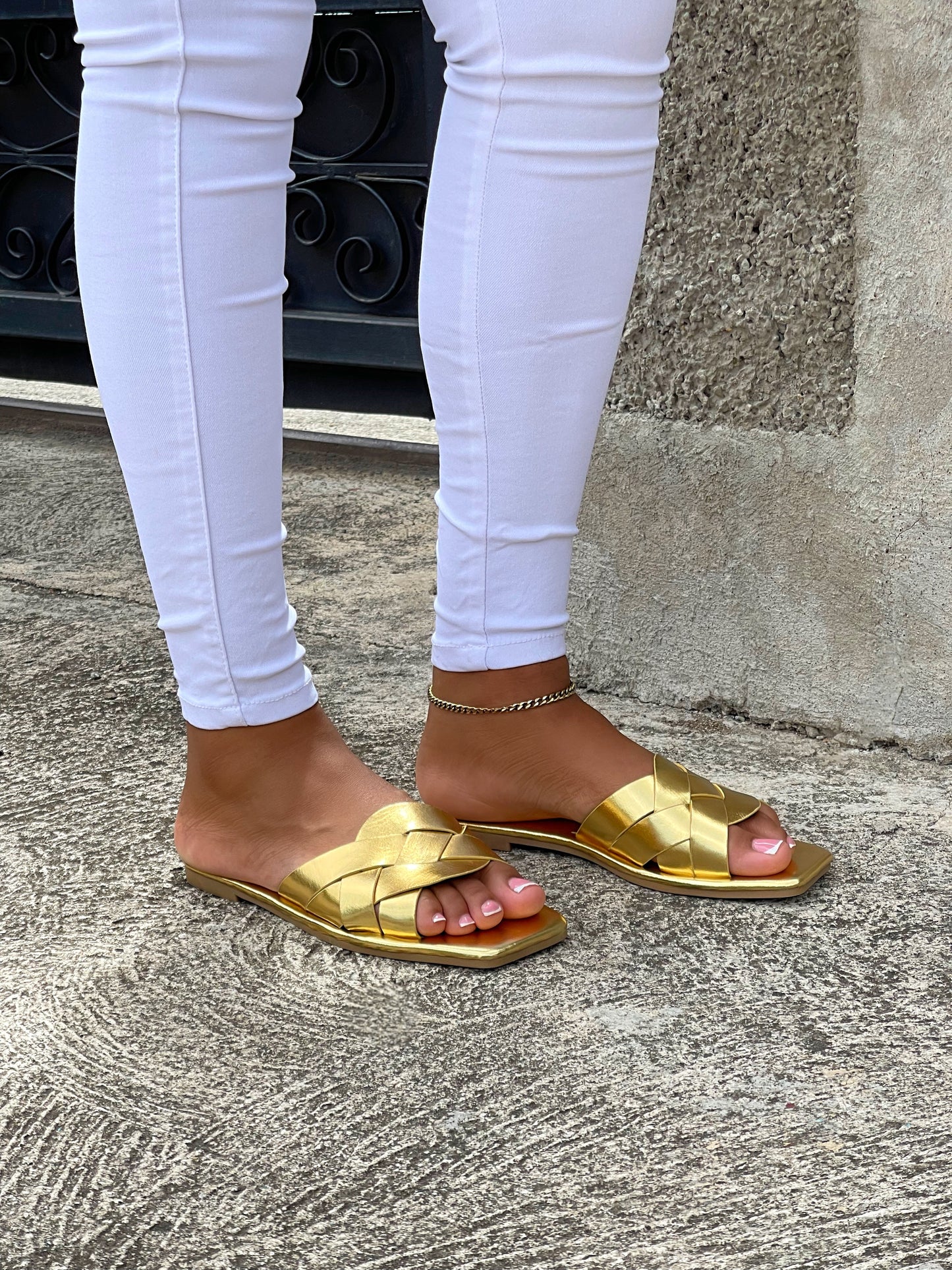 Nia Sandals-Gold