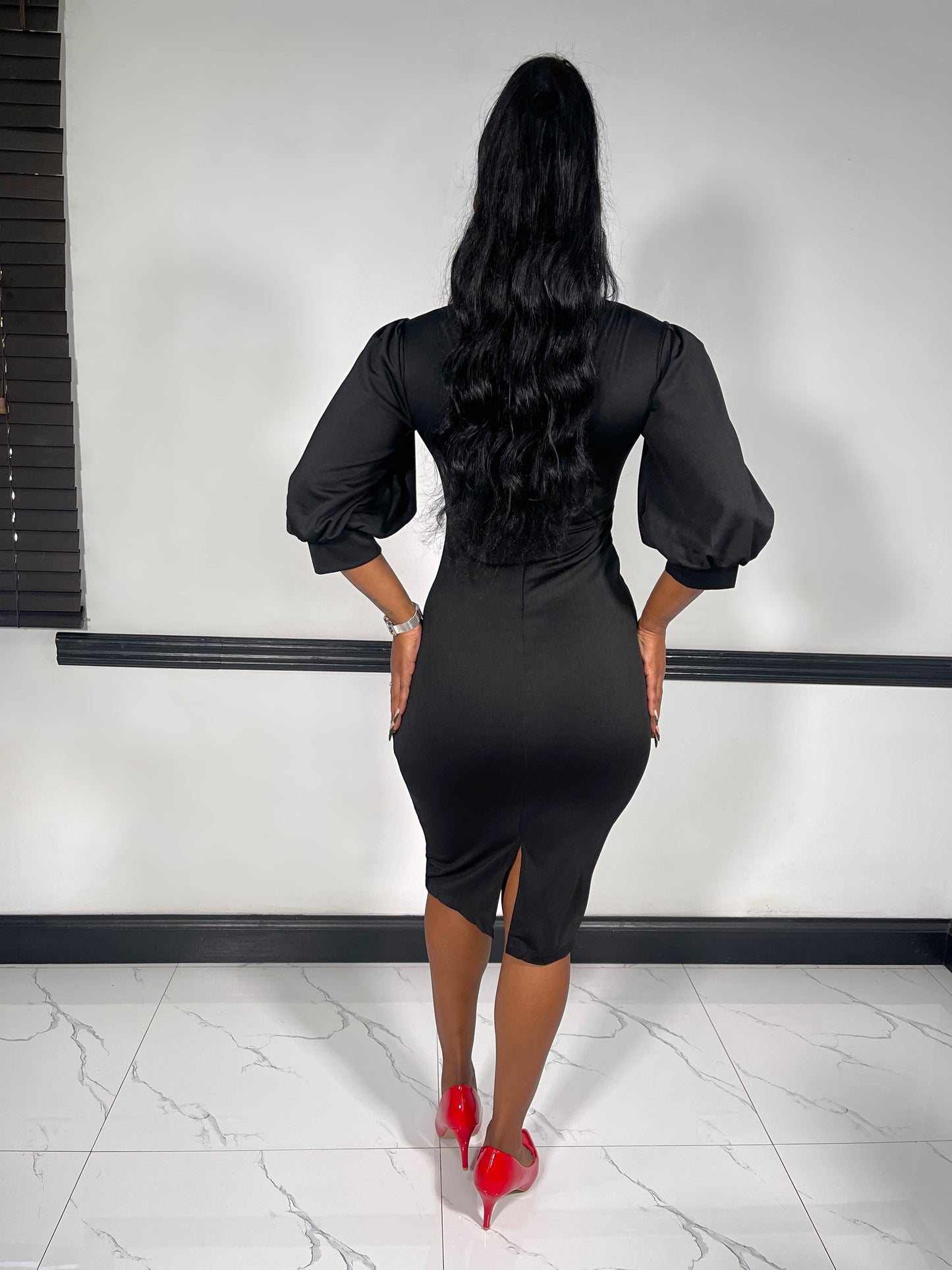 Ivy Charm Midi Dress-Black
